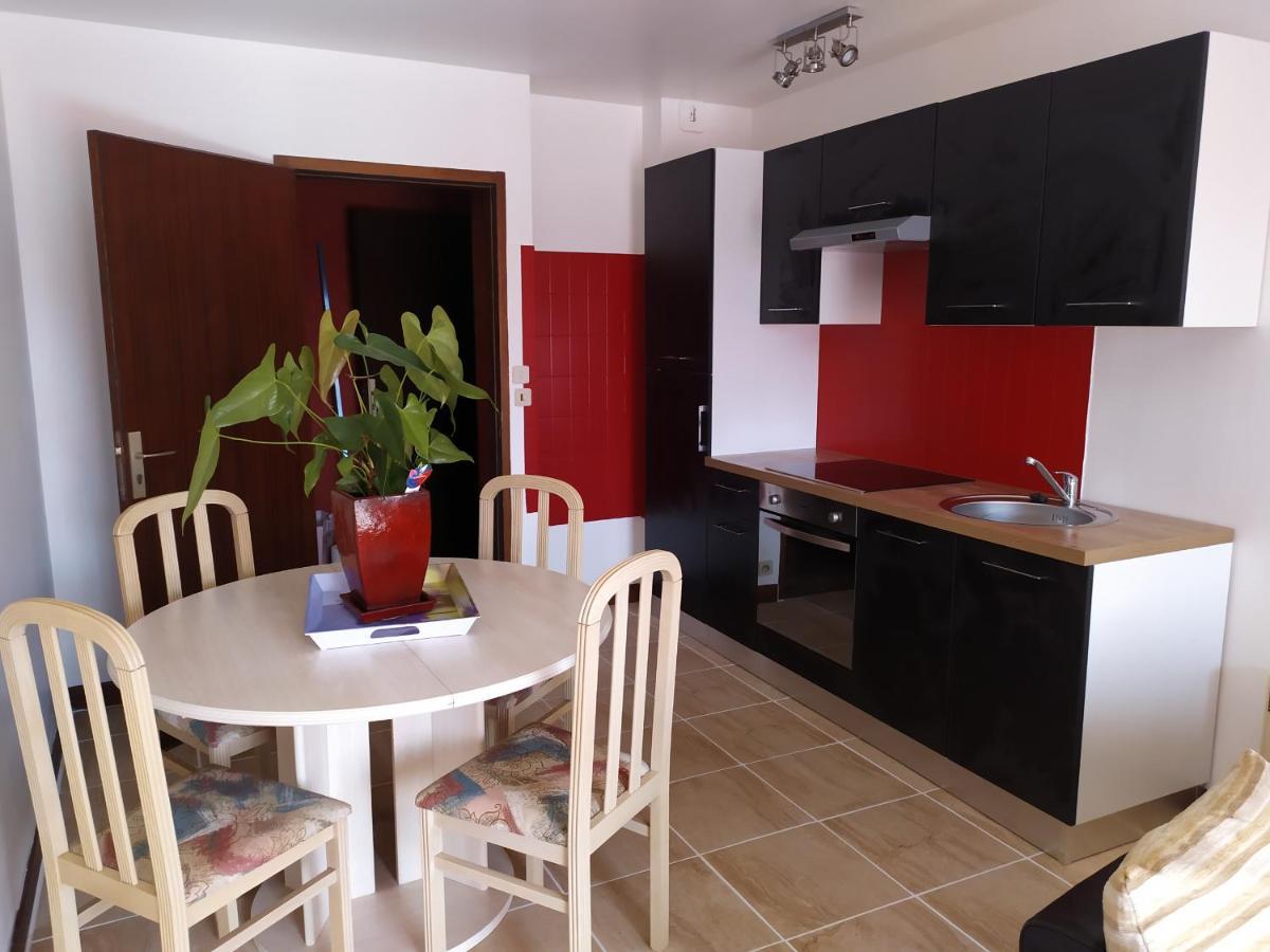 50M2 2 A 4 Pers Tout Confort Balcons Jardin Terrasse Les Albres Екстер'єр фото
